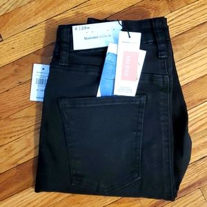 BNWT Bluenotes Selena jegging size 8/29w